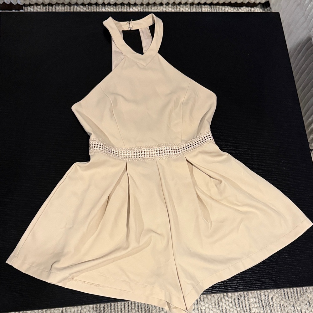 Forever 21 Cream Lace-Trimmed Top